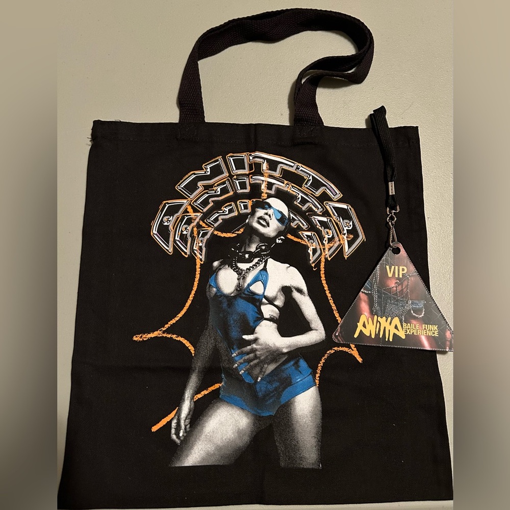 NEW!! Anitta “Baile Funk Experience Tour” Tote and Laminate Bundle-Black (NWOT)
